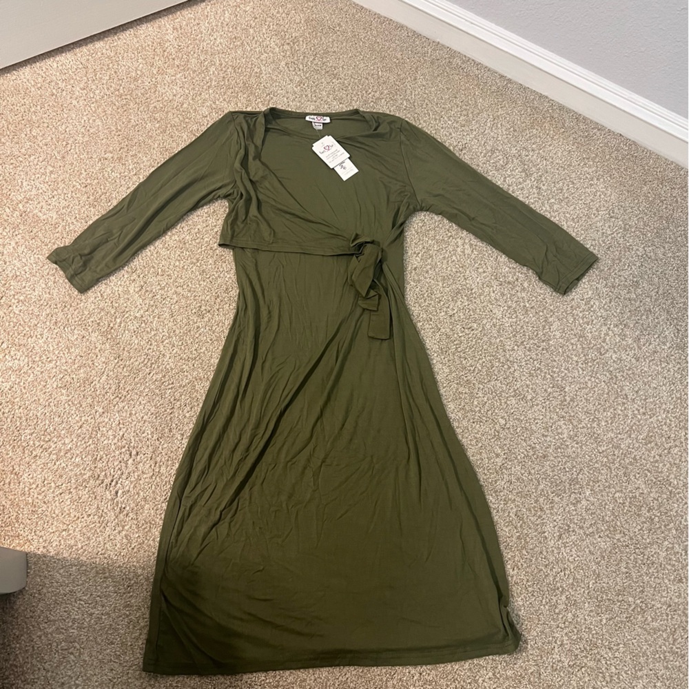 1103. NWT - Times Two Green Maternity Dress